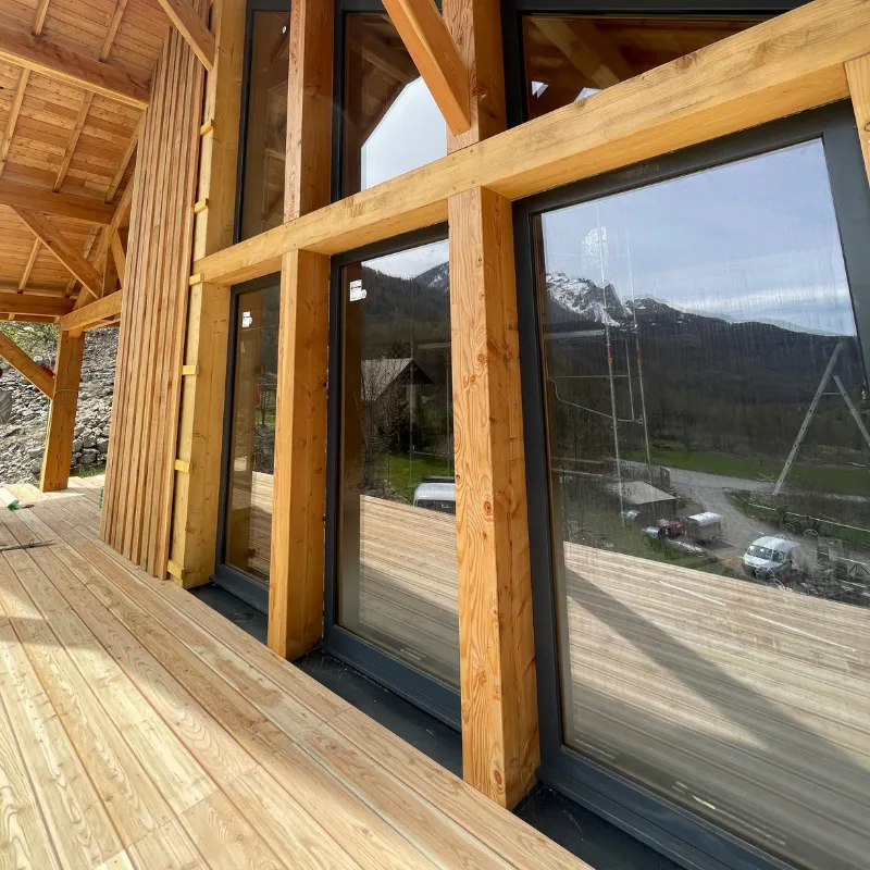 Boudot construction, réalisation et pose de fenetre dans les Alpes 05
